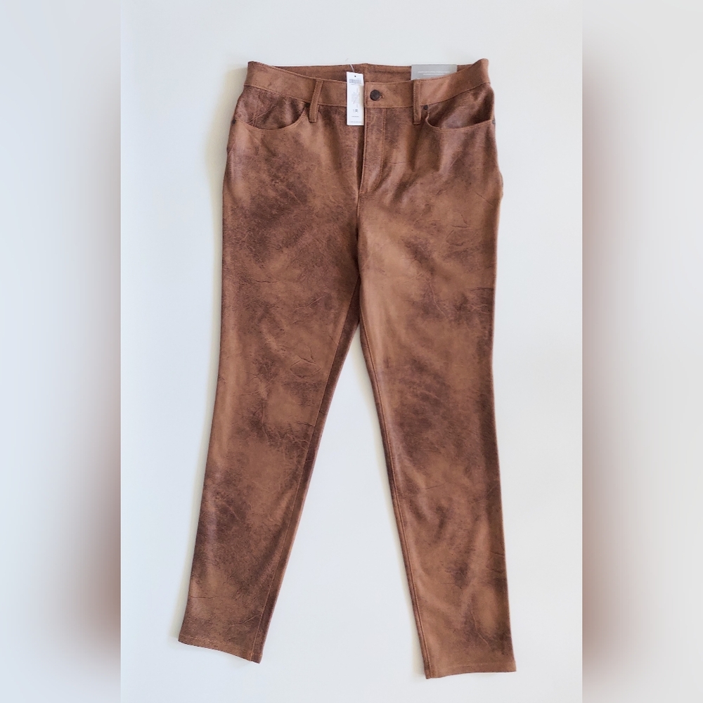 Chico's Faux Suede Slim Leg Brown Pants Size 1R (8 Regular) NWT